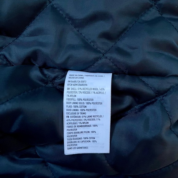 American Eagle Navy Winter Coat - Picture 4 of 4